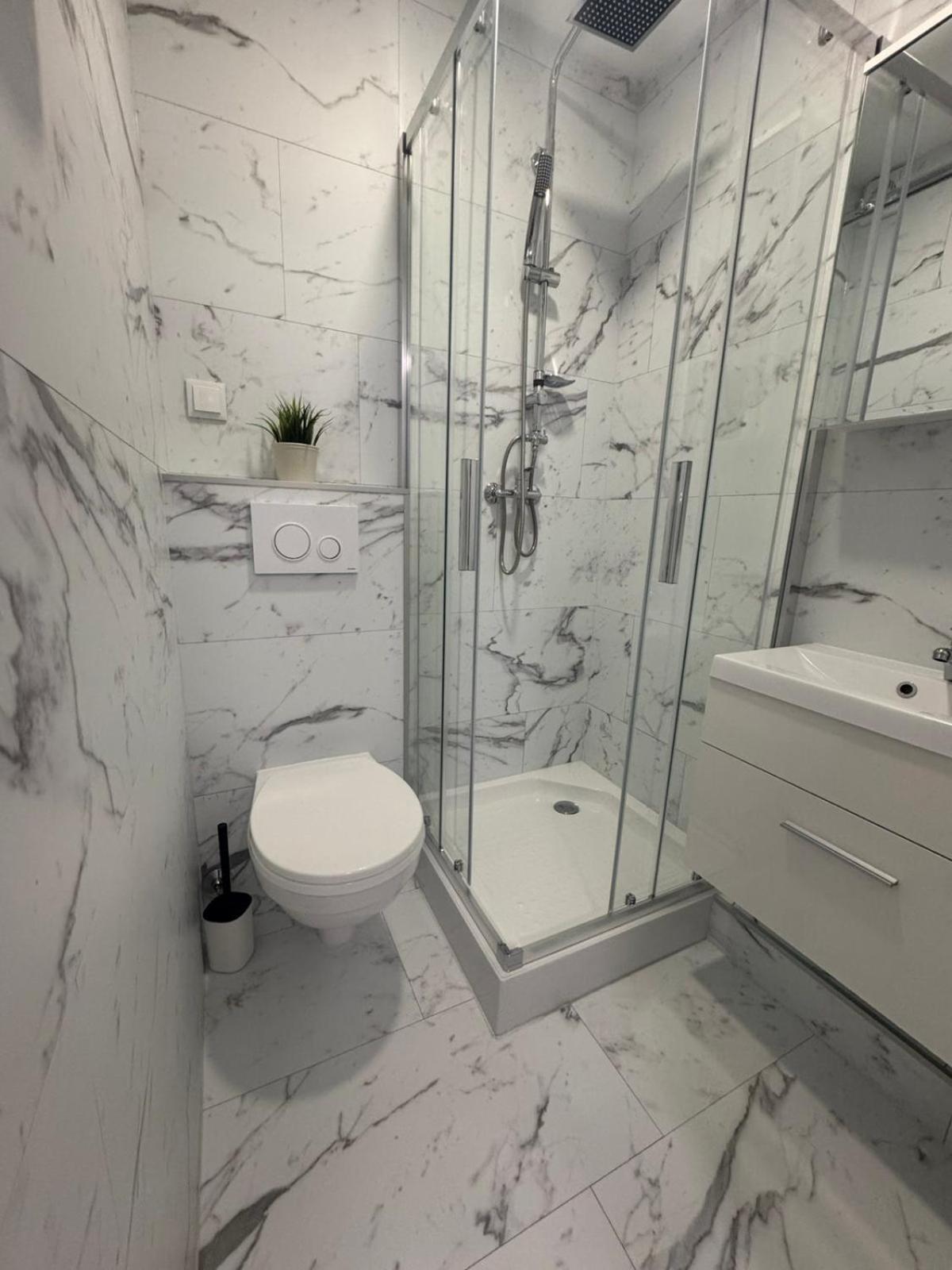 Kinizsi Udvar Apartmanhaz Балатонбоглар Екстер'єр фото