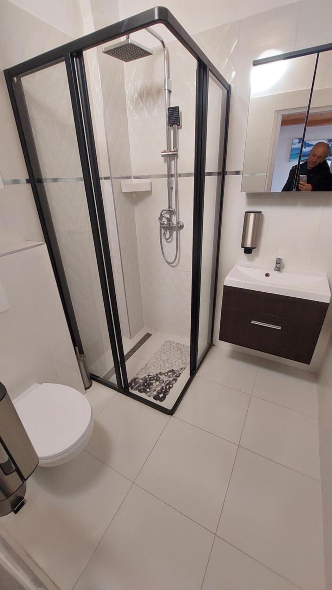 Kinizsi Udvar Apartmanhaz Балатонбоглар Екстер'єр фото