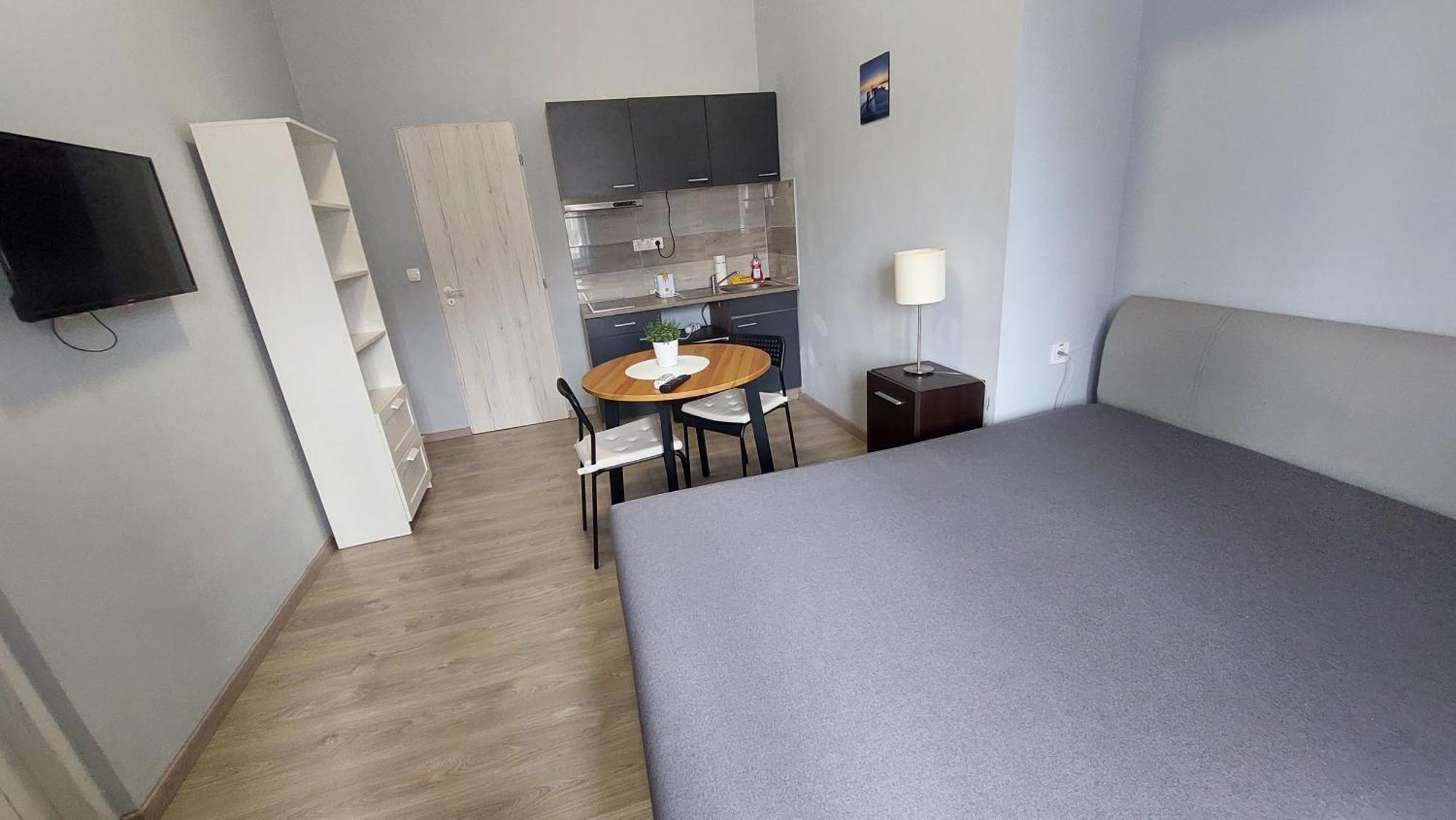 Kinizsi Udvar Apartmanhaz Балатонбоглар Екстер'єр фото